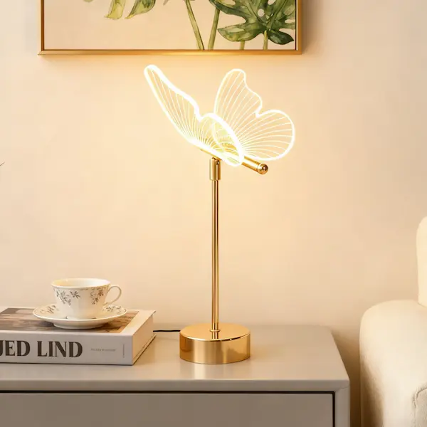 Elegant Butterfly Table Lamp with 3-Color LED Light and USB Power - Image 4